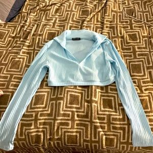 Cropped blue collared shirt